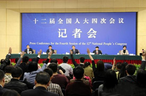交通运输不新闻记者会.jpg
